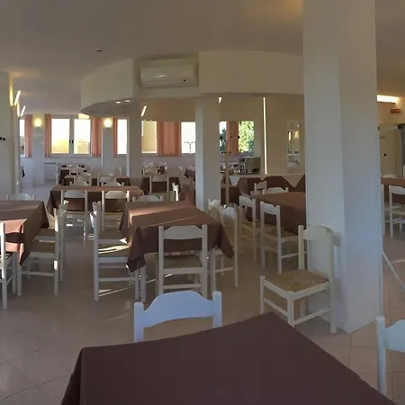 Отель Pineto Resort
