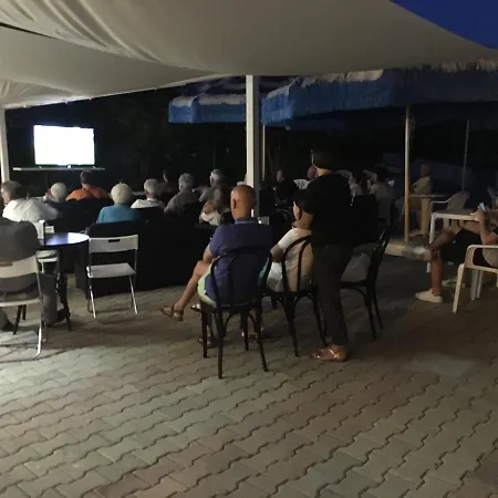 Pineto Resort فندق