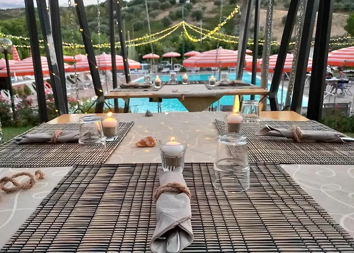 Pineto Resort Hotell 3*